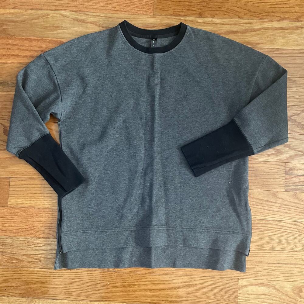 Core 10 Sweatshirt Womens Large Gray Black Colorblock Side Zip Fleece Pullover
